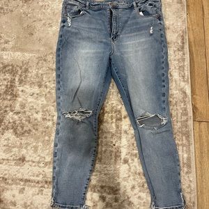 AE American Eagle Sz 16 Mom Jeans (Relaxed Fit)